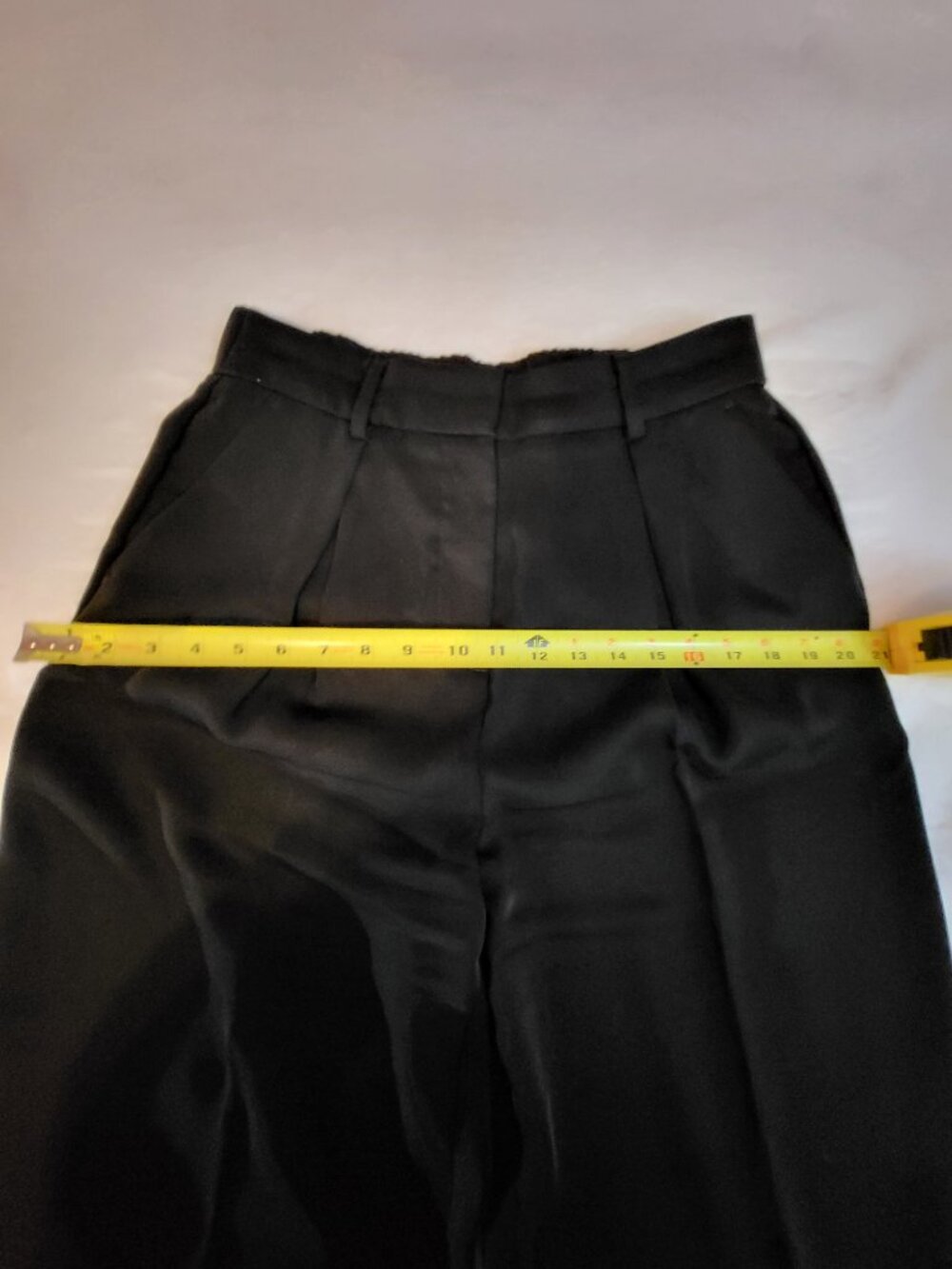 RW&CO. Black Wide-Leg High-Waist Trousers - Picture 11 of 14